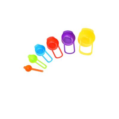 China Sustainable Kitchen Colorful 6 Piece Coffee Measuring Cup Plastic Rainbow Measuring Cup Adjustable Cooking Set for sale