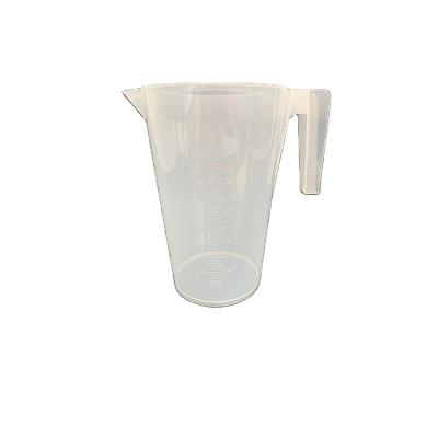 China Viable made in china cheap kitchen measuring cup 3L transparent plastic liquid measuring cup for sale