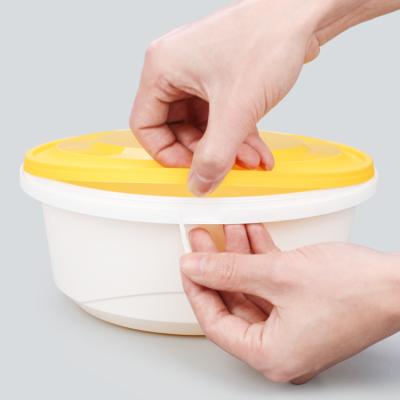 China Microwavable Large Volume Plastic Food Containers Tamper Round Shape Visible Plastic Bowl Lid for sale