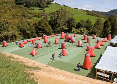 China Obstáculo inflable de las arcones de Paintball del campo de fútbol al aire libre con el PVC de 0.6m m en venta