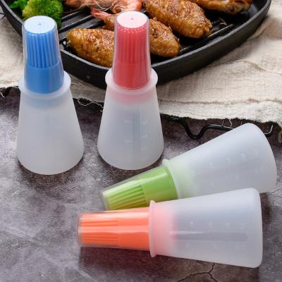 China Easily Refined Oil Brush Bottle Silicone BBQ Grilling Tool Oil Dispenser Bottle Silicon Brush Kitchen for sale