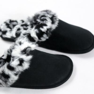 China Fashion trend 2021 winter women warm different fur striped winter color fashion suede rubber sole clog indoor slippers anti skid for sale