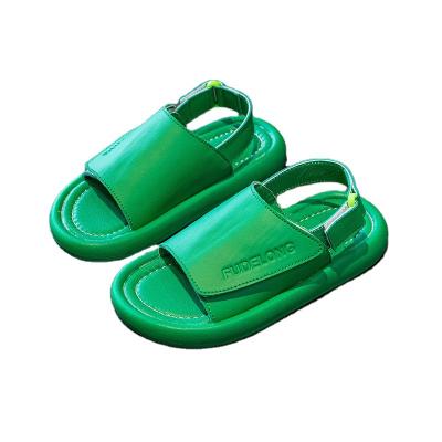 China Massage Summer Toddler Kids Sandals Beach Shoes Boys And Girls Soft Non-slip Sandals Fashion Breathable Slides Slippers For Kids for sale