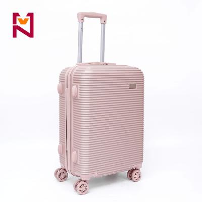 China Outdoor High Quality Traveling Bags Suitcase Sets PP Aluminum Luggage Cover Carry On Luggage for sale