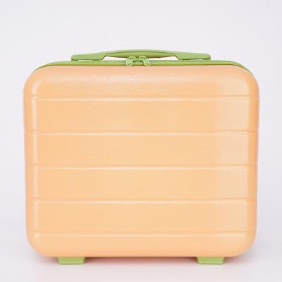 China Large Capacity Compact Shell Suitcase Fashionable Portable Makeup Hard Case Suitcase Storage On Go for sale