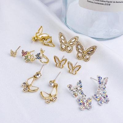 China New Design FASHIONABLE Women's Beautiful Butterfly Shaped Tassel Earrings Gold Rhinestone Stud Earrings for sale