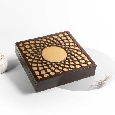 China Handmade Custom Square Carving Luxury Classic Wooden Chocolate Box Wooden Case Gift Box for sale