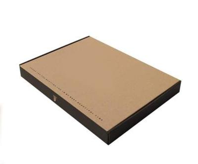 China Recycled Materials Wholesale Kraft Paper Boxes Corrugated Cardboard Packaging Box For Cloth And Shoes for sale