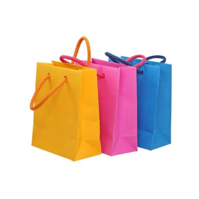 China Hot Sale Recyclable Custom Made Gift Paper Bag Kraft Paper Food Packaging Advertising Bag for sale