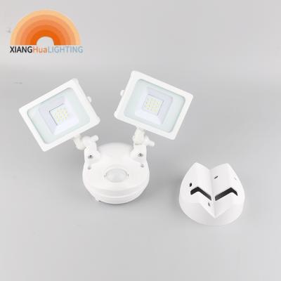 China Outdoor portable garden 10w 30w 40w 50w UV bacteria LED pir motion sensor floodlight for sale