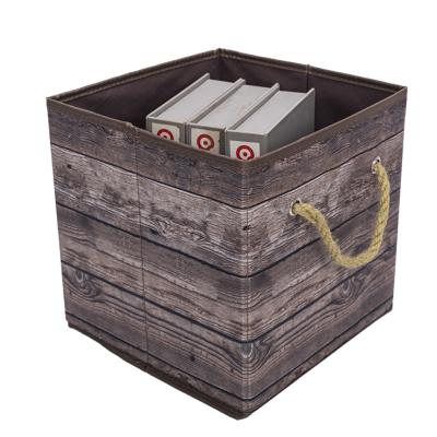 China Sustainable Oxford Cloth Home Tissue Decorative Collapsible Storage Box With Lid for sale