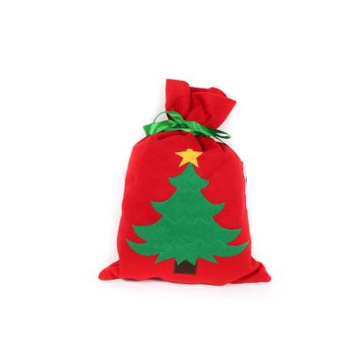 China Recyclable Christmas Tree Santa Red Green Sack Felt Fabric Bags For Gifts for sale