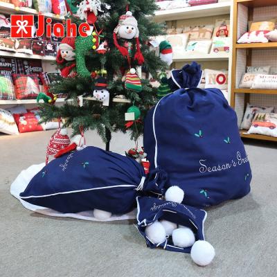 China Recyclable Christmas Bag Bulk Cloth Holiday Drawstring Gift Bags Custom Printed for sale