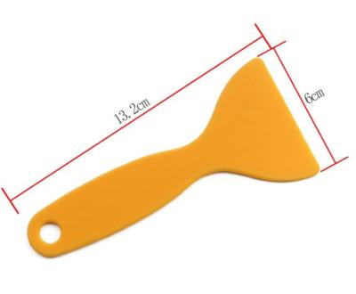 China Cleaning 2 Inch Thicken High Quality Plastic Yellow Color Scrapers Filming Tools for sale