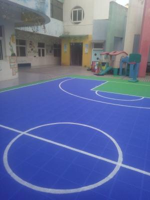 China Playground Equipment Interlocking Playground Mats Shock Absorbing Modified for sale