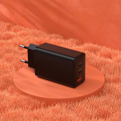 China Quick Wall Type GaN Quick Travel Charger Multifunction Mobile Phone Manufacturer Usb Cell Phone Adapter Wall 20W+45W 65w Gan Charger for sale