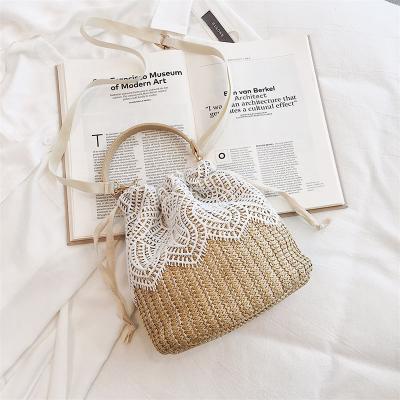 China Fashion Bucket Lace Casual Women Bags Vacation Cool Straw Crossbody Bag Portable Handbag Summer Rattan Beach for sale