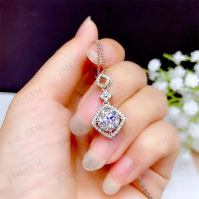 Chine CLASSIC 925 Cut Moissanite Dangle Chain Link Silver Round Brilliant Moissanite Jewelry à vendre