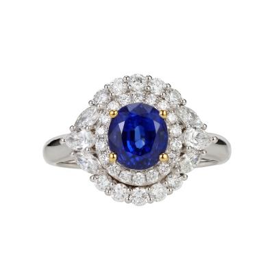 Chine CLASSIC Fancy Designs 14K/18K White Gold Oval Cut Nature Big Sapphire Engagement Ring Halo Moissanite Rings à vendre