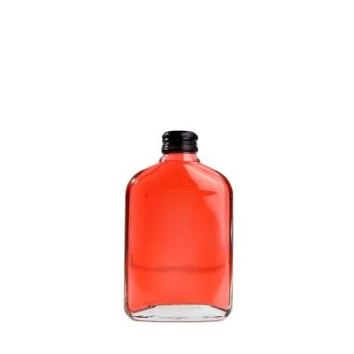 China Wholesale Recyclable Eco-friendly Whiskey Hip Flask Cold Brew Coffee Glass Bottle With Plastic Lid Beverage Juice, Milk, Clear Flat Bottles 200ml for sale