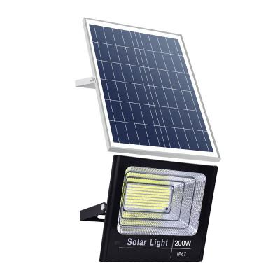 China Outdoor Sports Stadium Landscape Lamp IP67 Solar Light Aluminum Led Solar Flood Light 200W for sale