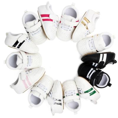 China Factory Direct Sales Baby Toddler Soft Bottom Shoes Lightweight Fashionable Non-slip White Small Moccasins Shoes for sale