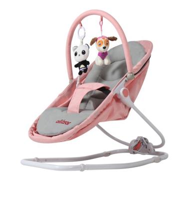 China Modern New Foldable Washable Three-Stop Adjustment Easily With Toys To Cuddle Baby Bassinet Manual Rocking Chair for sale