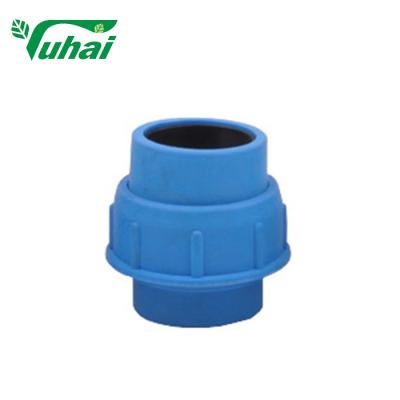 China Durable Plastic Pipe Unions 8.5 × 8.5 × 8cm Dimension 140g Weight for sale