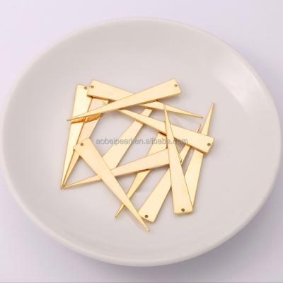 China Popular 18K Gold Plated Trangle Charm for Jewelry Making, Jewelry Findings, DIY Jewelry Material, ETS-K315 for sale