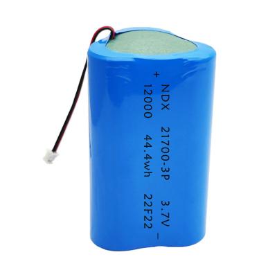 China Toys factory price rechargeable battery 3.7V 21700-3P with PCB module board cylindrical lithium polymer battery pack lipo battery for sale