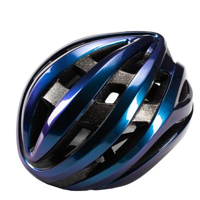 China Durable One-piece Lightweight Helmet Roller Skating Mountaineering Mountain Bike Cycling Outdoor Helmet for sale