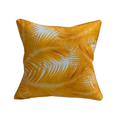 China Waterproof Wholesale Tropical Plush Peach Leave Digital Printing Skin Patterned Decorative Throw Pillow for oouch for sale