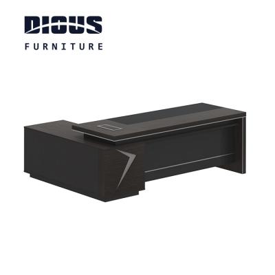 China Dious Modern Design Boss Office Table Factory Design Patent Models Manager Desk for sale