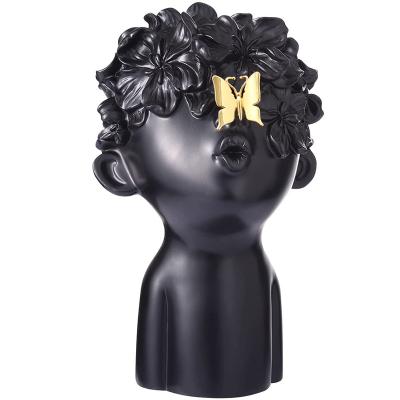 China China Style Fashionable Modern Nordic Sculpture Artistic Pout Boy Statue With Black for sale