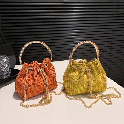 China Popular New Fashion High Quality Tassel Chain Handbags Women Bucket Bag Portable Dinner Bag Ladies Shoulder Cross - Body Bag for sale