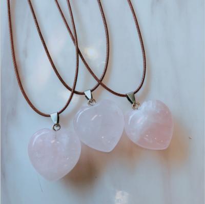 China Heart Pendant Natural Stone Necklace ALLOY Rose Quartz Heart Necklace Crystal Heart Necklace for sale