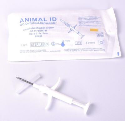 China Complete Kit Microchip Syringe 15 Digit ISO Sterile Reliable Tag Included for sale