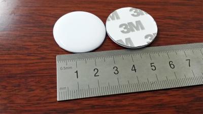 China NTAG213 NFC Chip On Metal RFID Tags Sticky Dome Token Type 30 MM Circle for sale