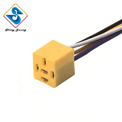 China Female Harness 4 5 Black Yellow Pin Relay Female Socket Taiwan Plug Wire Connector Automotive Auto Harness Relay for sale