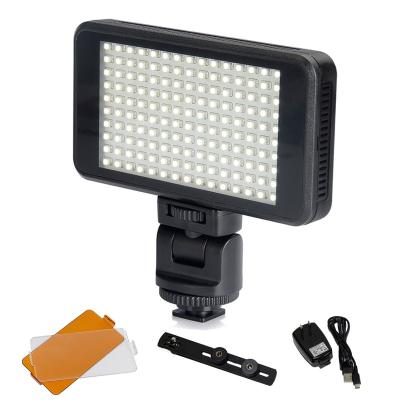 China ABS Super Slim Built-in LED Battery Operated Light for Photography, 3200K-6000K LED Video Light for Camera for sale