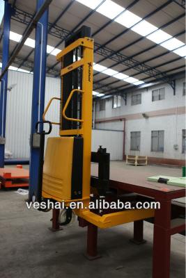 China Truck Mounted Pallet Stacker 1000kg for sale