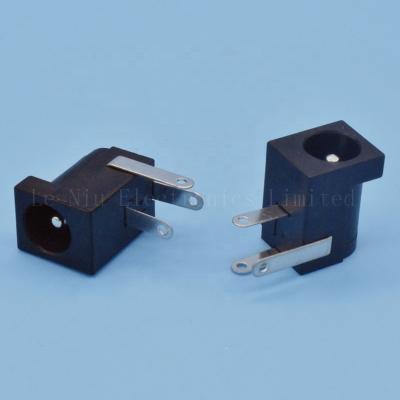 China 3 Pins DC005 DC-005 Industrial Environmental Friendly Power Socket 5.5*2.1/5.5*2.5 mm 5521 High Temperature Resistant DC Plug Jack for sale