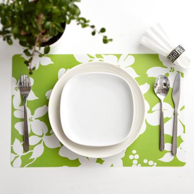 China Green And White Pp Fabric Placemats Protect The Table From Water Marks for sale