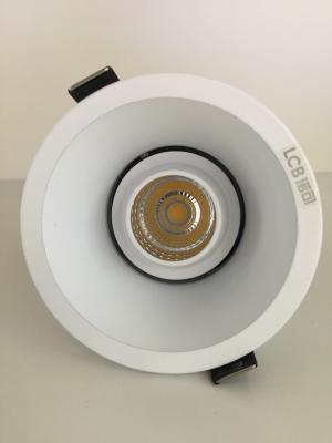 Chine Le panneau de plafond de l'économie d'énergie 7W LED allume les plafonniers ronds de Dimmable 700lm à vendre