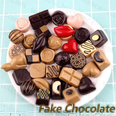 China Store Windows Show Realistic Realistic Fake Food Fake Chunks Art Chocolate Dessert For Display Decoration Toy Props for sale