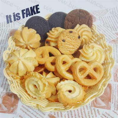 China Artificial Realistic Fake Prank Cookies Cookie Jokes and OREO Cookies for Christmas Party and Event Decorations for sale