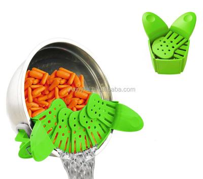 China Viable Update Removable Silicone Strainer For Draining Food While Cooking Snap Pan Strainer for sale