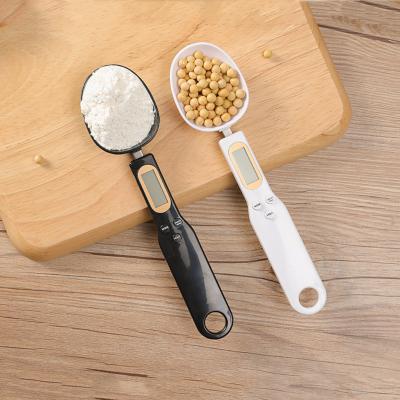 China Viable Hot Sale Electronic Digital Spoon Scale 500/0.1g Kitchen Scale Doser Scale for sale