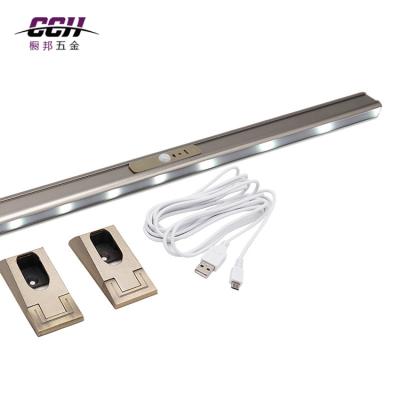 China Modern Wardrobe Clothes Rail Closet Hanger Hanging Tube Rod With LED Light Bar for sale