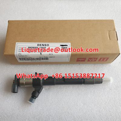 China DENSO Genuine common rail fuel injector 295050-1760 for MITSUBISHI 4N15 1465A439 for sale